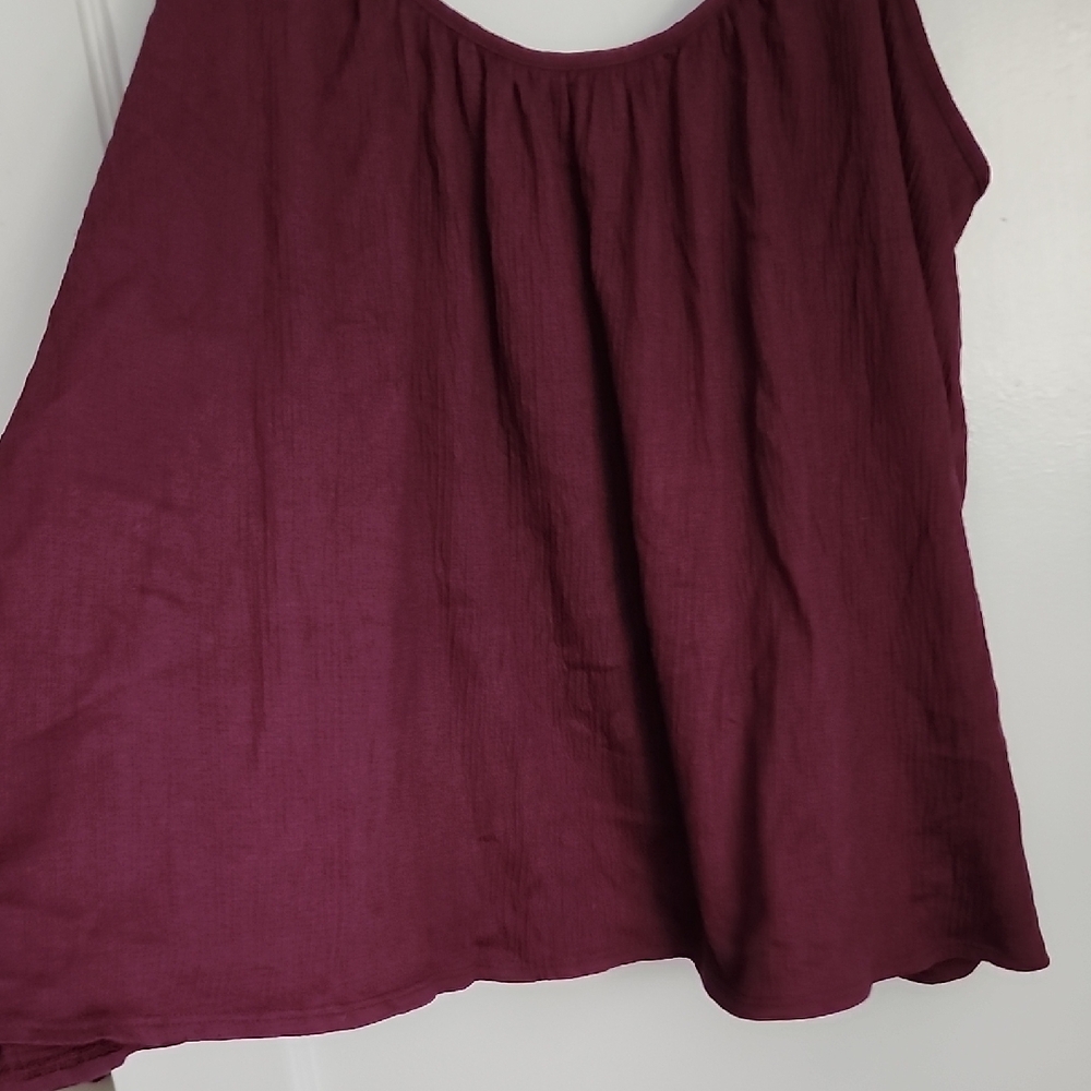 Old Navy Flowy Tank Top with Adjustable Straps- 3 Available In 3 Colors - Picture 3 of 16